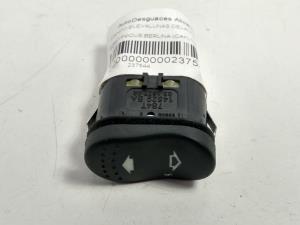 MANDO ELEVALUNAS DELANTERO DERECHO 7S4T14529BA FORD FOCUS BERLINA (CAK) Autodesguaces Alicante