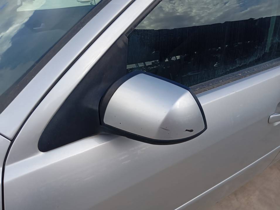 RETROVISOR IZQUIERDO