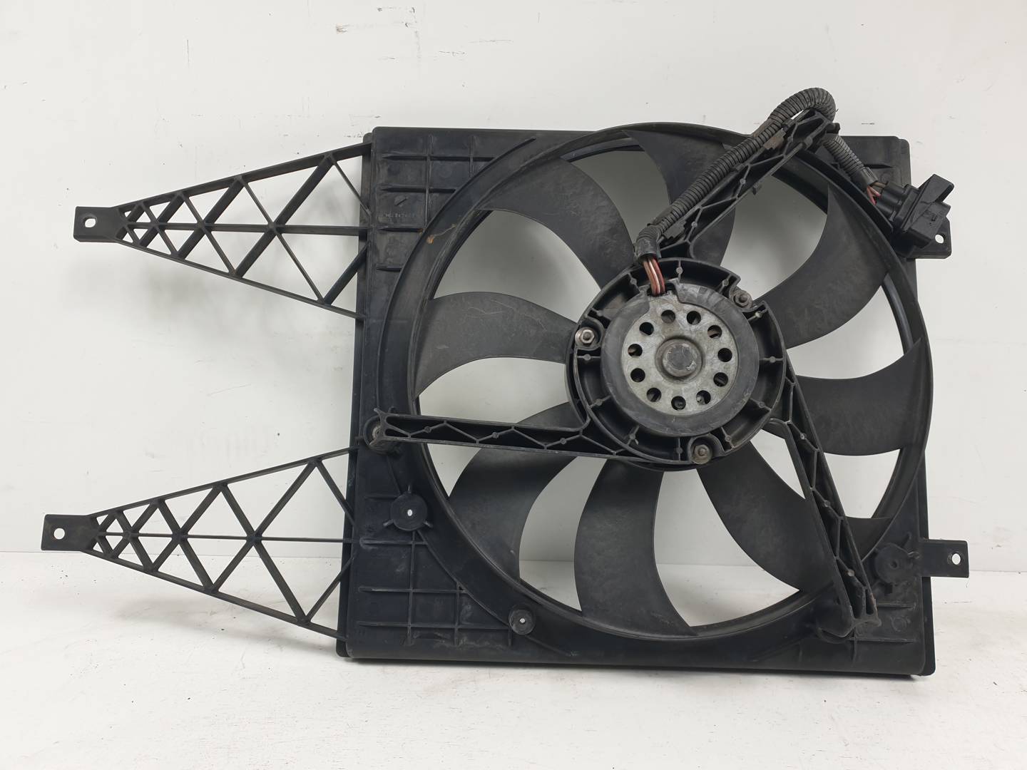 ELECTROVENTILADOR - 6Q0121207L - VOLKSWAGEN - POLO (9N3)