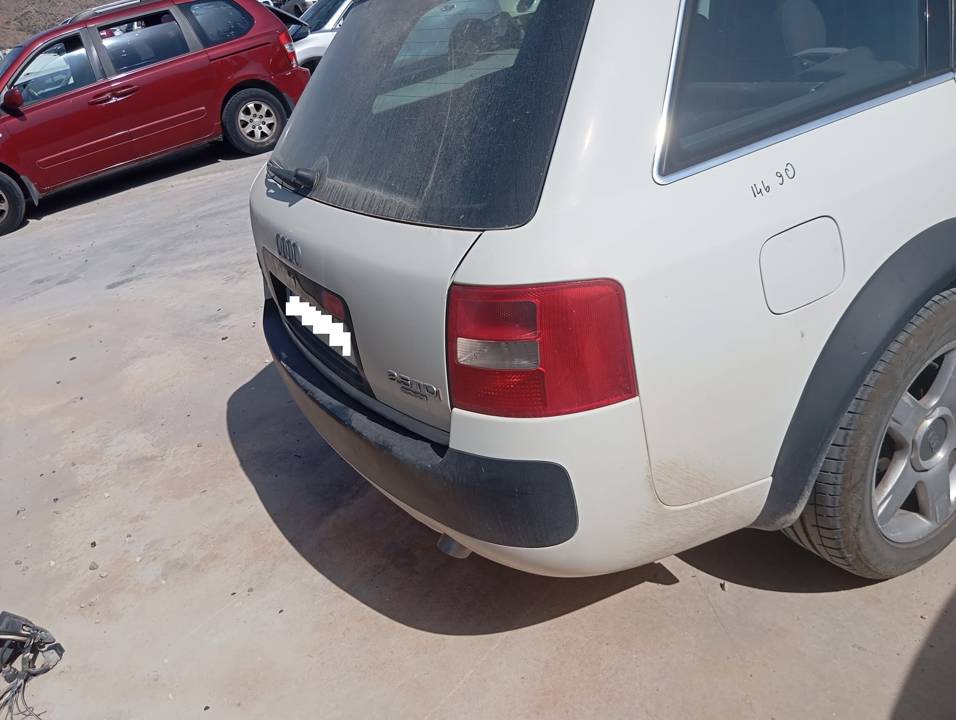 PARAGOLPES TRASERO
