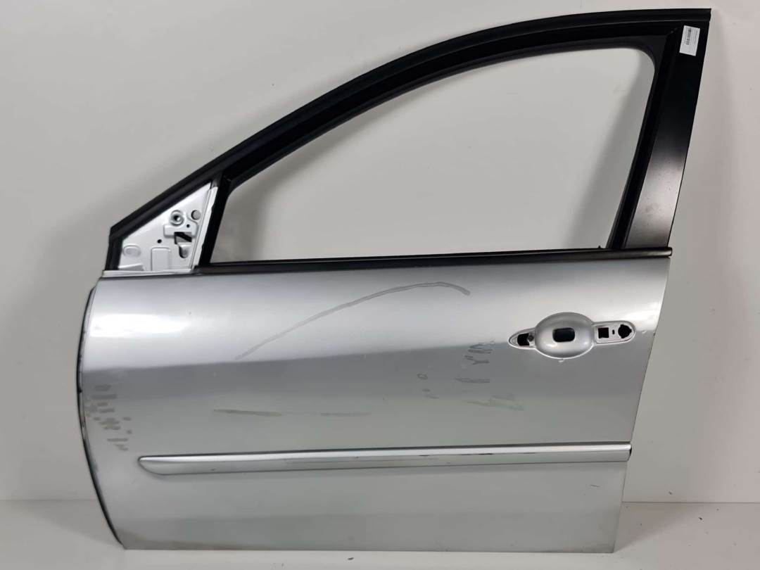 PUERTA DELANTERA IZQUIERDA - RENAULT - LAGUNA III