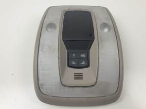 LUZ INTERIOR 39860844 VOLVO C30 Autodesguaces Alicante