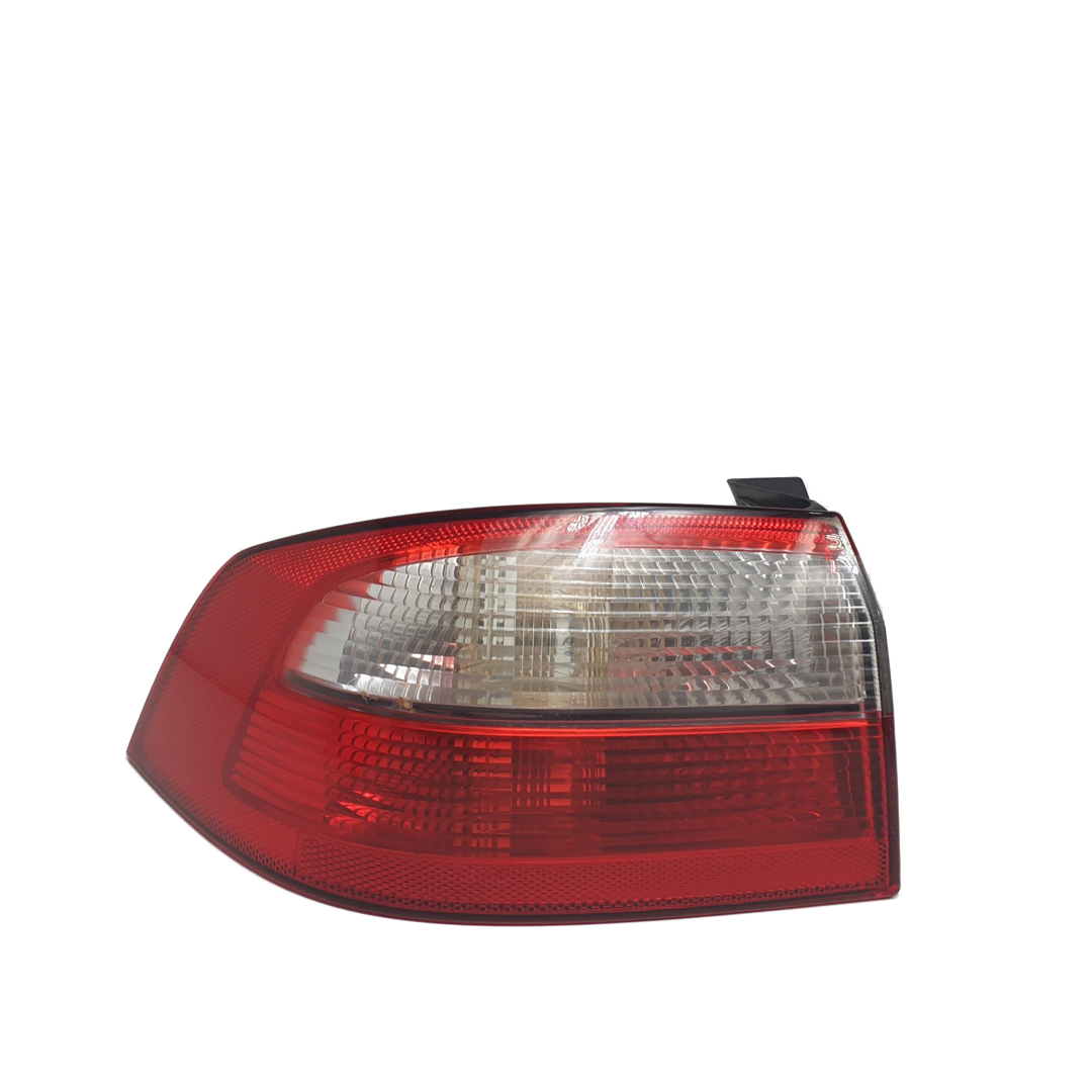 PILOTO TRASERO IZQUIERDO - 8200002473 - RENAULT - LAGUNA II (BG0)