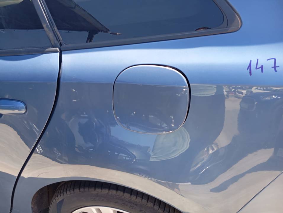 TAPA EXTERIOR COMBUSTIBLE