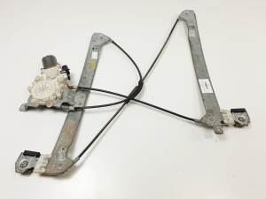 ELEVALUNAS DELANTERO DERECHO 0130822207 SMART FORFOUR (W454) Autodesguaces Alicante