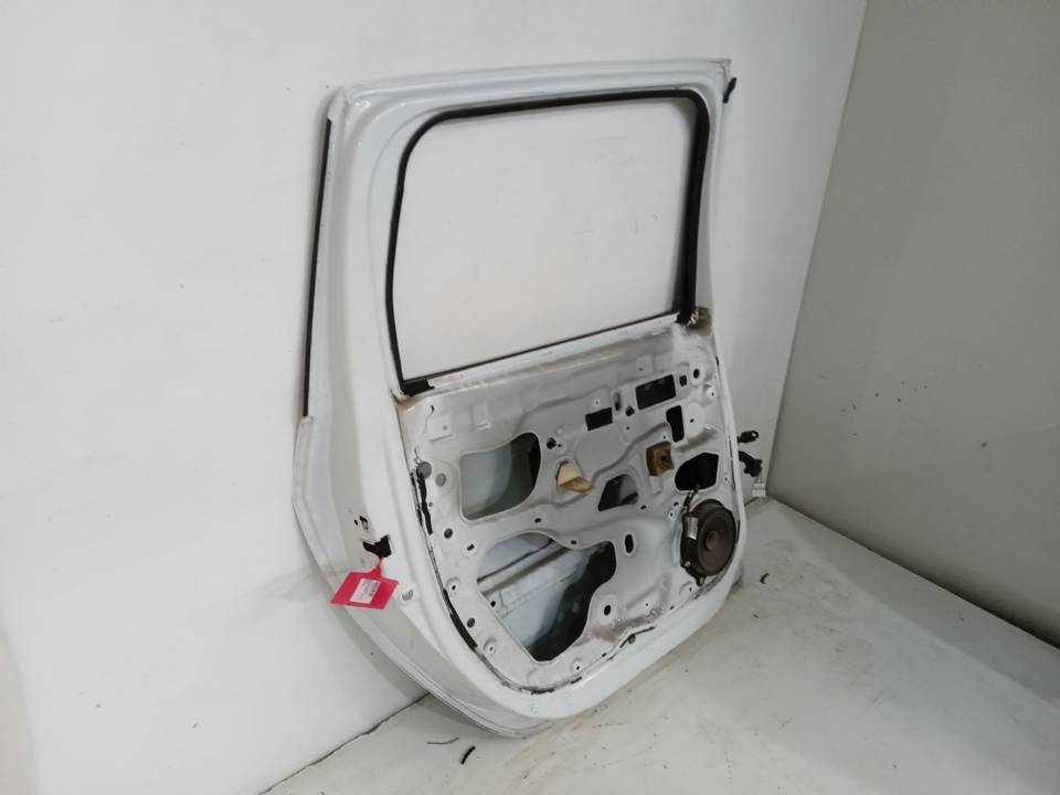 PUERTA TRASERA IZQUIERDA