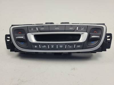 MANDO CLIMATIZADOR T1001909K RENAULT MEGANE III COUPE Autodesguaces Alicante