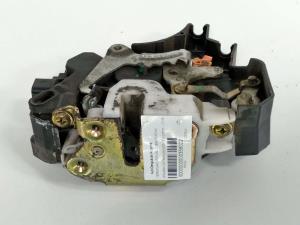 CERRADURA PUERTA DELANTERA DERECHA MITSUBISHI COLT BERLINA 3 (CZ) Autodesguaces Alicante