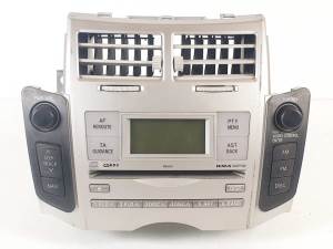 SISTEMA AUDIO / RADIO CD 861200D210 TOYOTA YARIS (KSP9/SCP9/NLP9) Autodesguaces Alicante