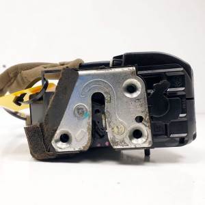 CERRADURA PUERTA TRASERA DERECHA P32MRRC RENAULT KOLEOS Autodesguaces Alicante