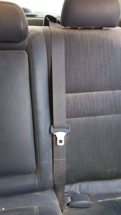 CINTURON SEGURIDAD TRASERO CENTRAL