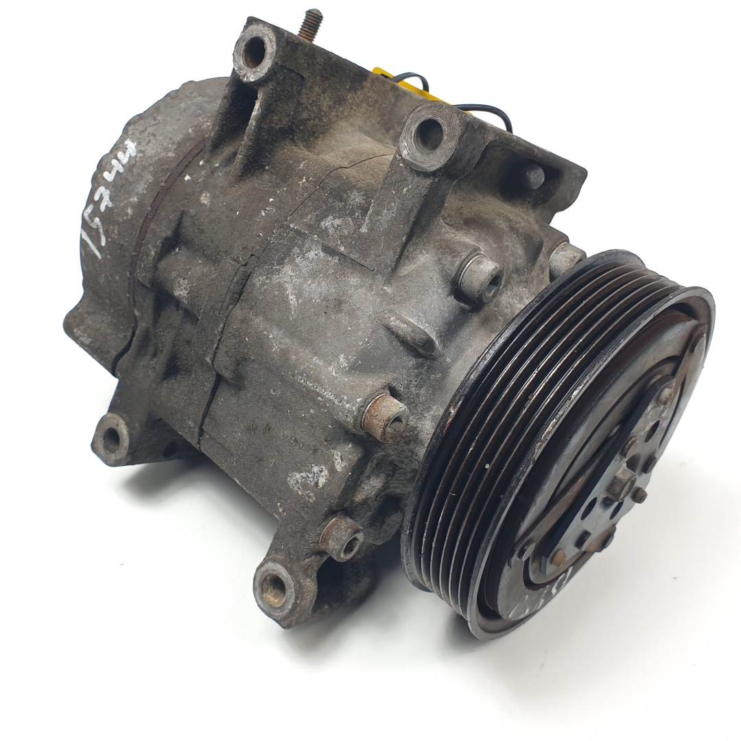 COMPRESOR AIRE ACONDICIONADO - 92600AU010 - NISSAN - X-TRAIL (T30)