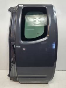 PUERTA TRASERA IZQUIERDA NISSAN NAVARA PICK-UP (D40M) Autodesguaces Alicante