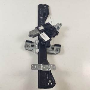 ELEVALUNAS DELANTERO IZQUIERDO 4262567 OPEL MOKKA X Autodesguaces Alicante