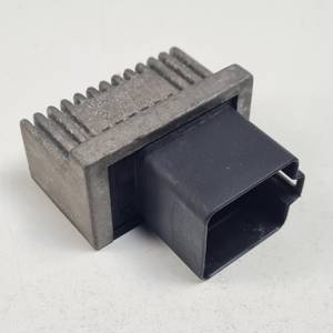 CAJA PRECALENTAMIENTO 7700115078 OPEL VIVARO Autodesguaces Alicante