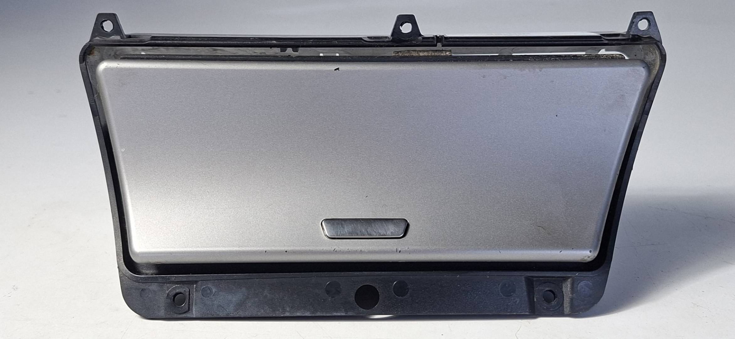 Cenicero BMW X3 (e83) (2003–2010)