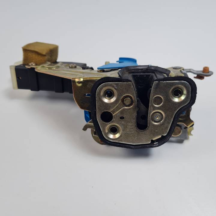 CERRADURA PUERTA DELANTERA DERECHA SAAB 9-3 BERLINA (YS3D) Autodesguaces Alicante
