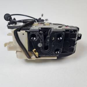 CERRADURA PUERTA DELANTERA IZQUIERDA 813102L020 HYUNDAI I30 (FD) Autodesguaces Alicante