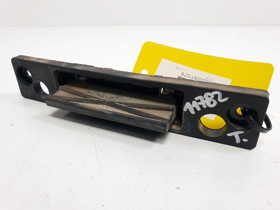 MANETA EXTERIOR PORTON - OK55262410 - KIA - RIO (DC)