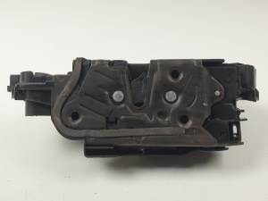 CERRADURA PUERTA DELANTERA IZQUIERDA 5TB837015C SEAT ARONA Autodesguaces Alicante