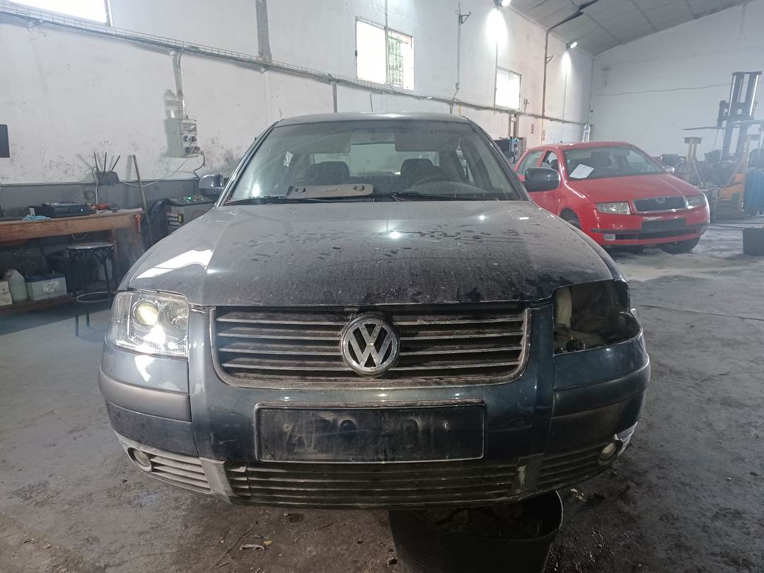 VOLKSWAGEN PASSAT BERLINA (3B3) (2000 - 2005)
