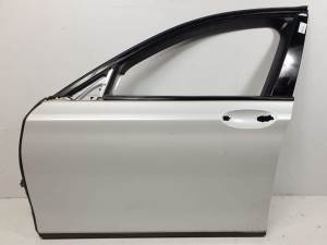 PUERTA DELANTERA IZQUIERDA BMW SERIE 7 (G11/G12) Autodesguaces Alicante