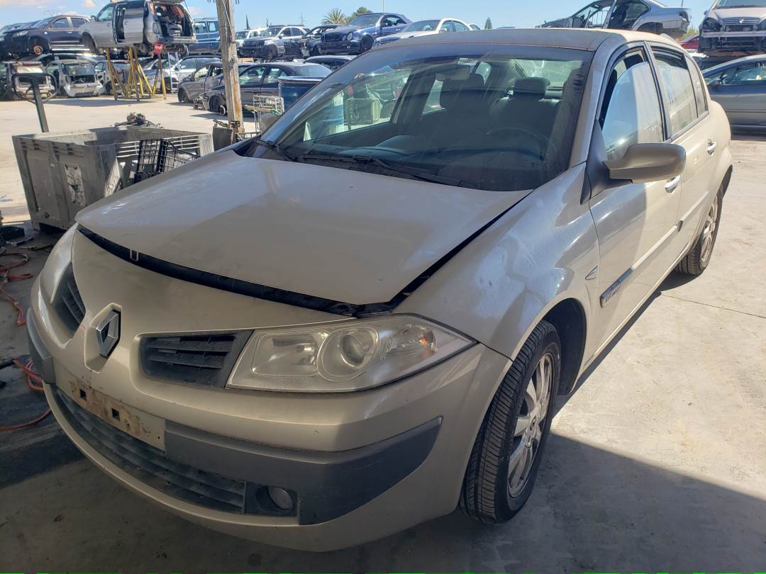 RENAULT MEGANE II CLASSIC BERLINA (2003 - 2010)