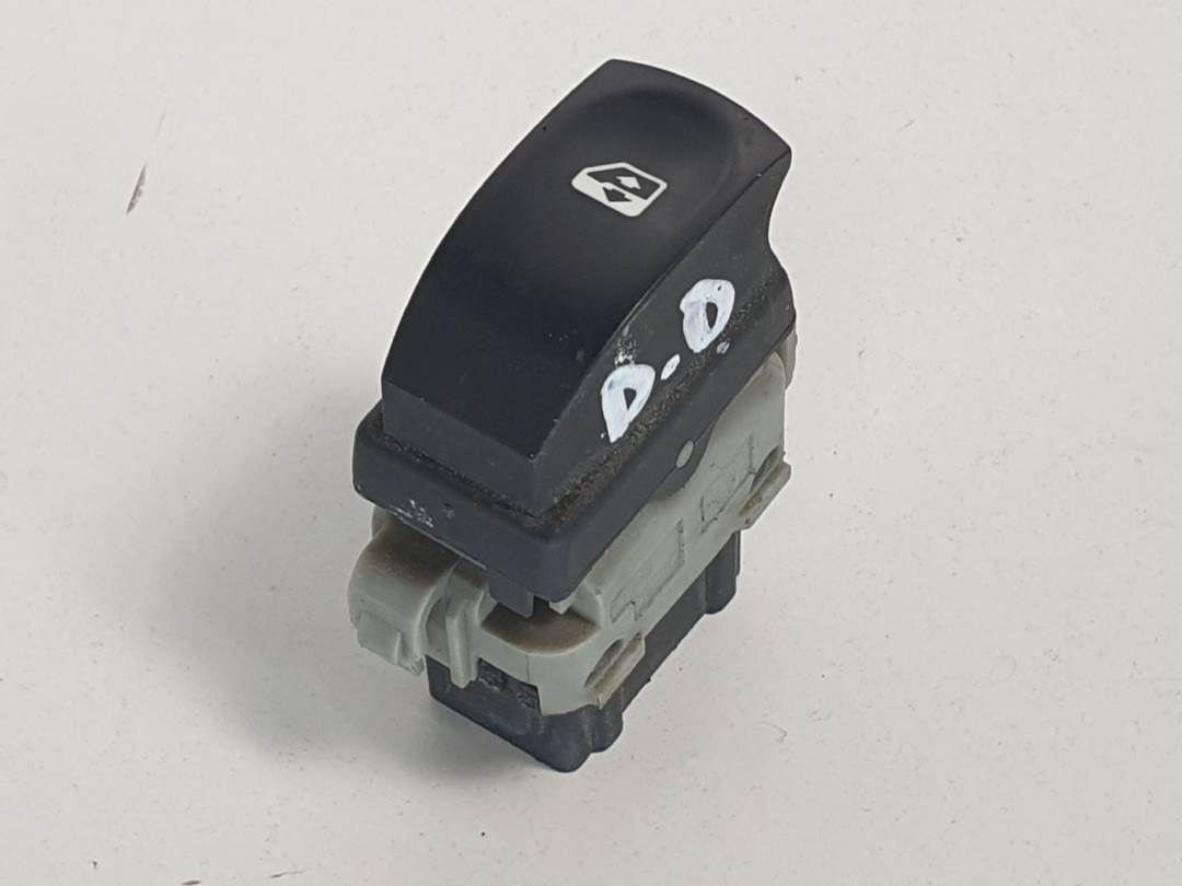 MANDO ELEVALUNAS DELANTERO DERECHO - RENAULT - MODUS