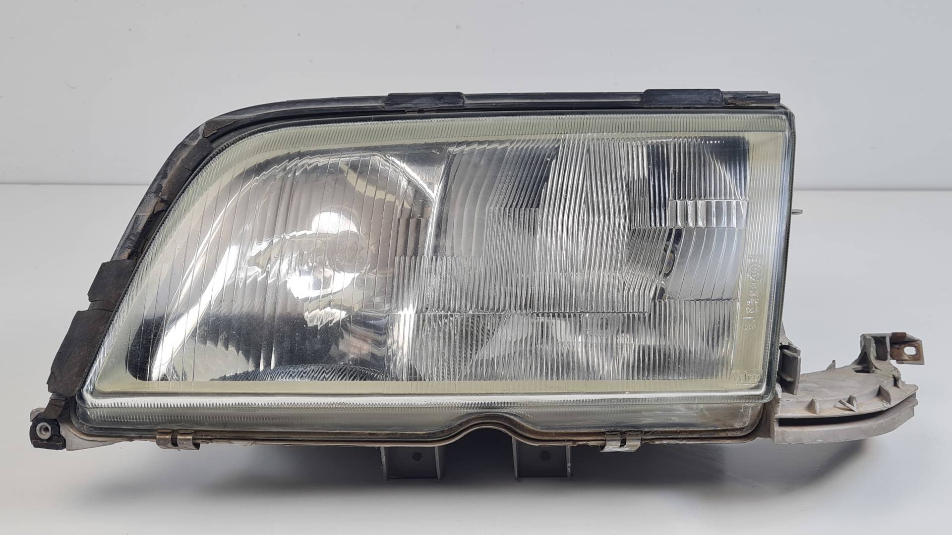 FARO IZQUIERDO - MERCEDES - CLASE C (W202) BERLINA