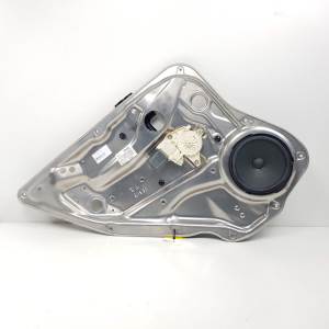 ELEVALUNAS TRASERO IZQUIERDO 981694104 MERCEDES CLASE C (W204) LIM. Autodesguaces Alicante