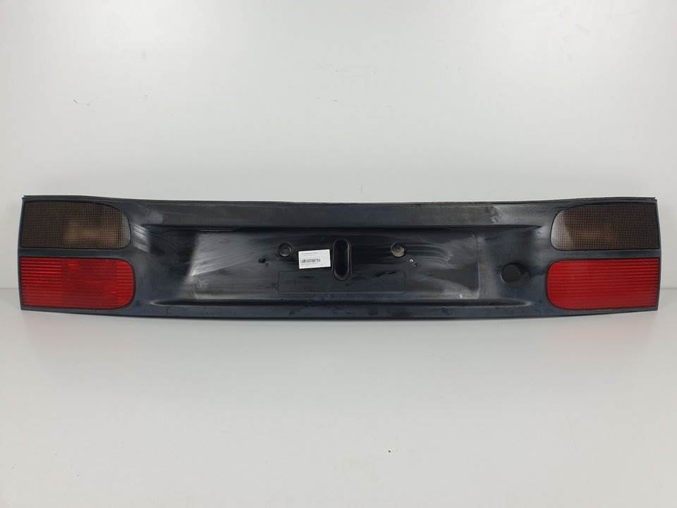 PILOTO TRASERO CENTRAL - 7700820049 - RENAULT - LAGUNA (B56)