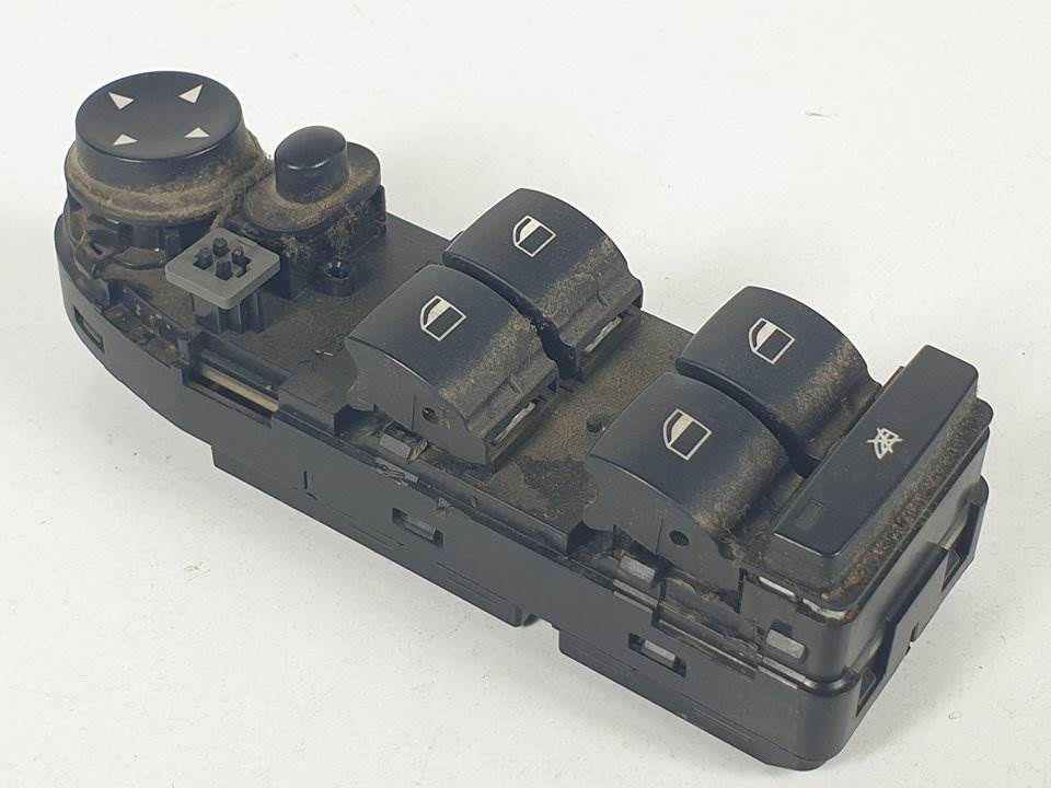 Commande de lève-vitre avant gauche - 9122101001 - BMW - SERIE 5 BERLINA (E60)