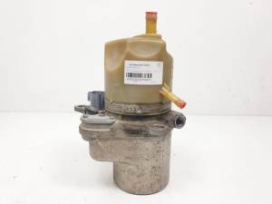BOMBA DIRECCION 4N513K514DS VOLVO V50 FAMILIAR Autodesguaces Alicante