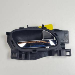 MANETA INTERIOR TRASERA DERECHA 9683446577 PEUGEOT 5008 (T87) Autodesguaces Alicante