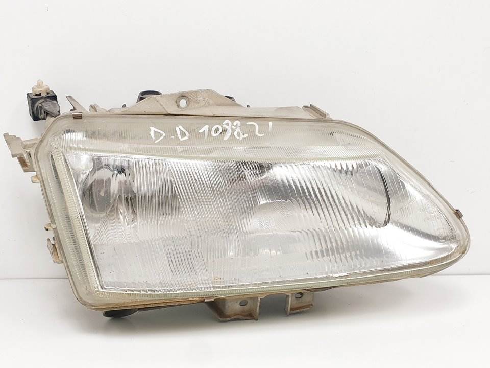 FARO DERECHO - 7700820123 - RENAULT - ESPACE /GRAND ESPACE (JE0)