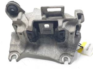 SOPORTE MOTOR IZQUIERDO 11220014R RENAULT SCENIC III (JZ) Autodesguaces Alicante