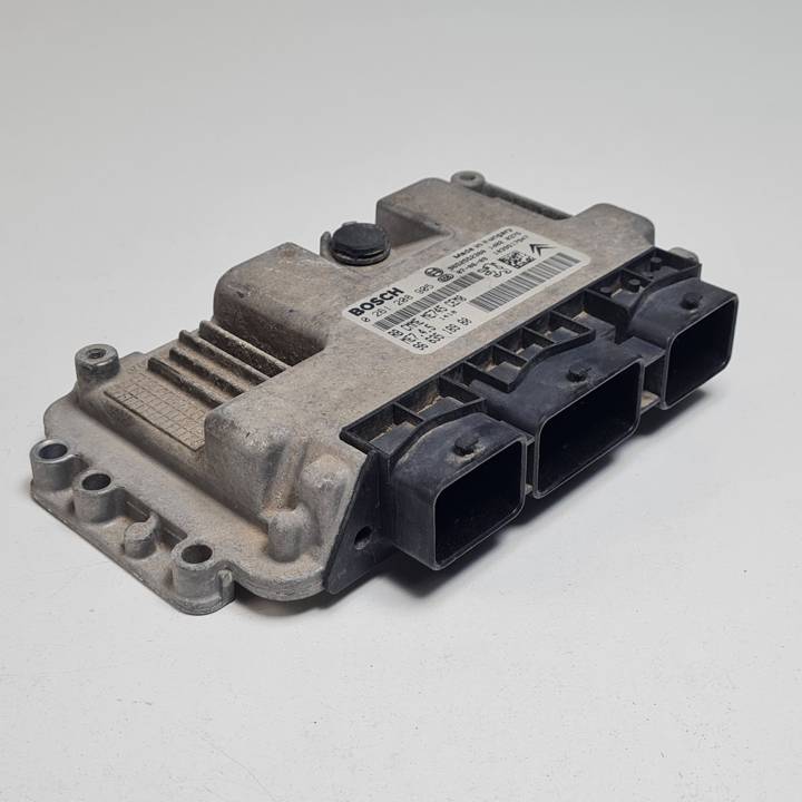 CENTRALITA MOTOR UCE 0261208905 CITROEN BERLINGO (M59) Autodesguaces Alicante