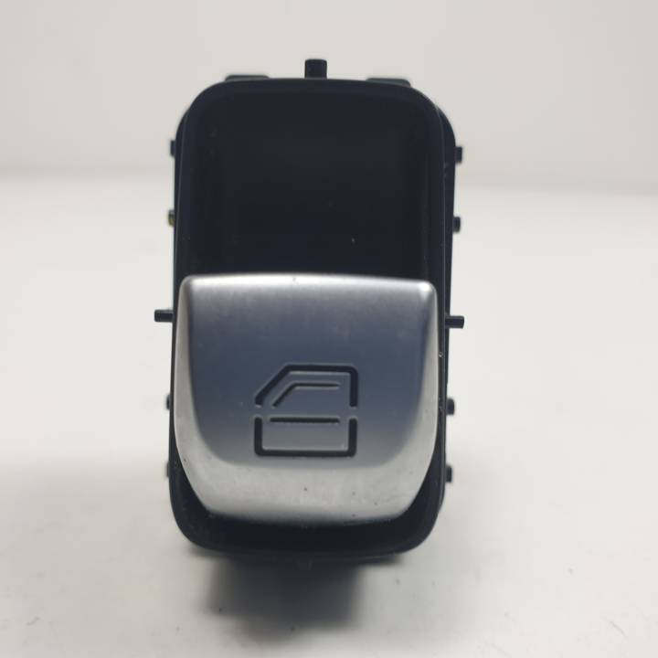 MANDO ELEVALUNAS DELANTERO DERECHO A2059051513 MERCEDES CLASE C COUPE (W205) Autodesguaces Alicante