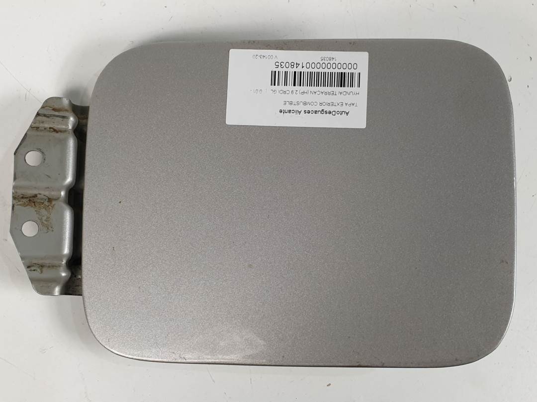TAPA EXTERIOR COMBUSTIBLE - HYUNDAI - TERRACAN (HP)