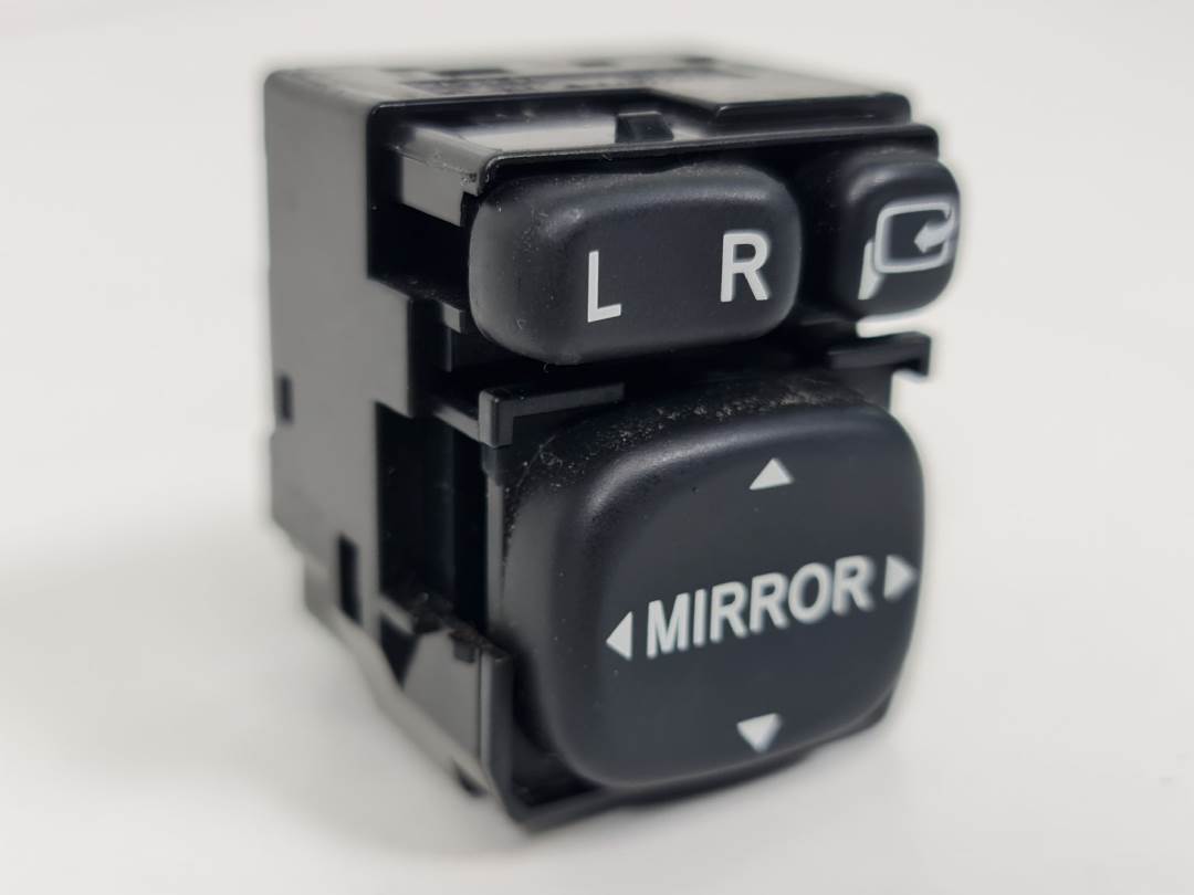 Mirror adjustment switch - 183575 - LEXUS - RX