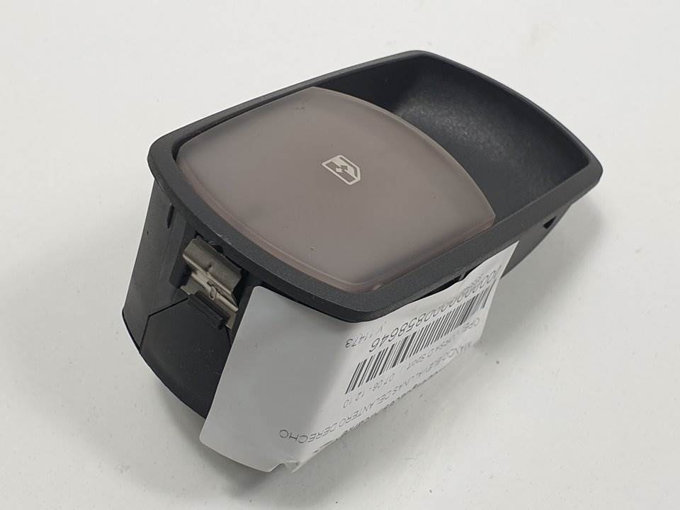 MANDO ELEVALUNAS DELANTERO DERECHO - 13206806RT - OPEL - CORSA D
