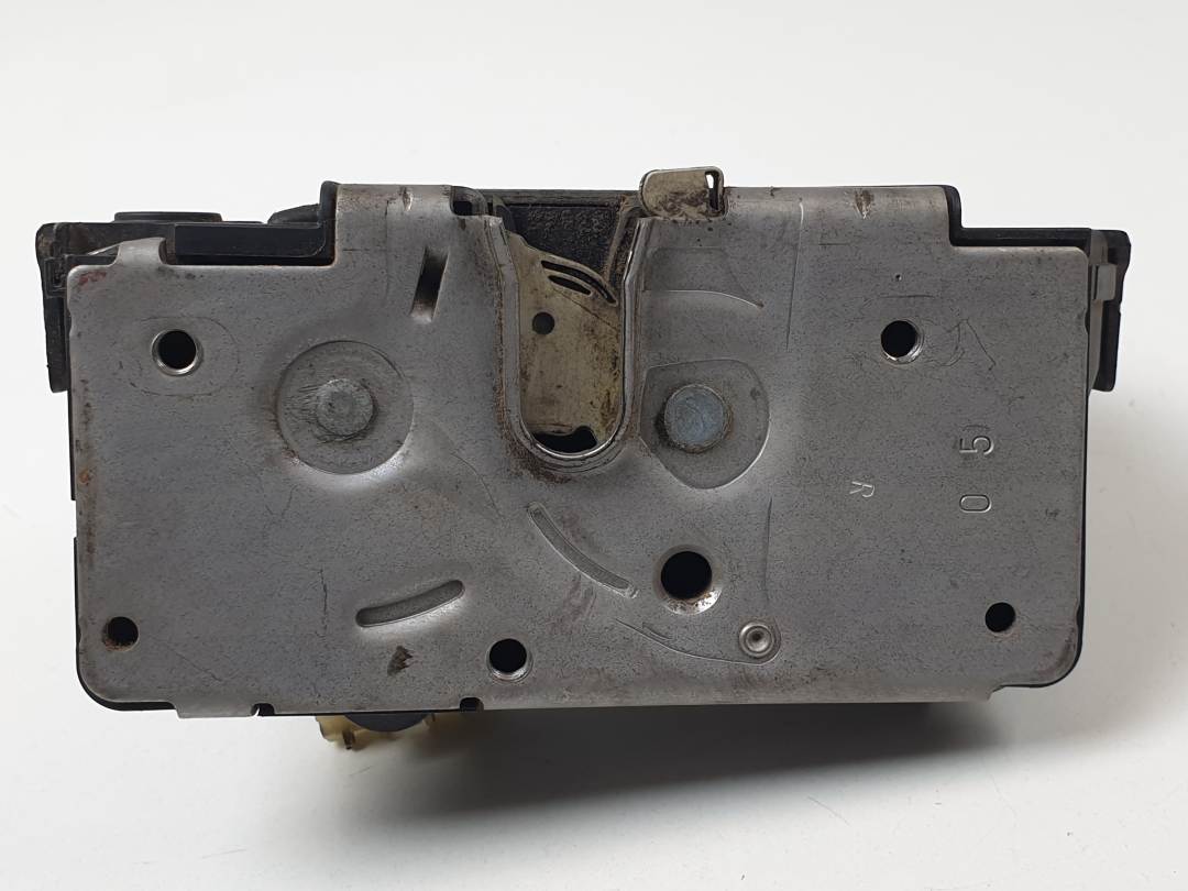CERRADURA PUERTA DELANTERA DERECHA - 13258274 - OPEL - CORSA D