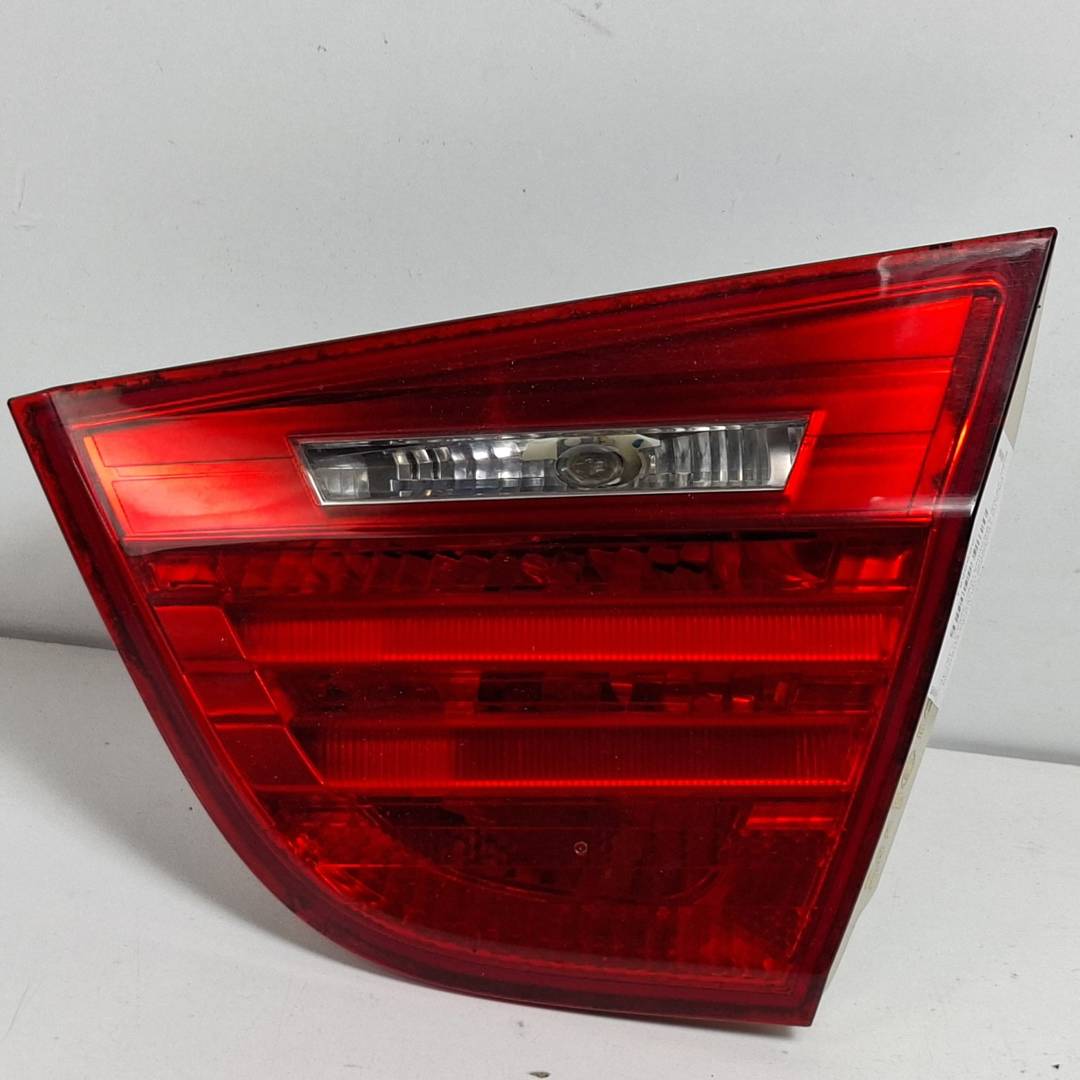 Feu intérieur arrière droit - 7154156 - BMW - SERIE 3 BERLINA (E90)