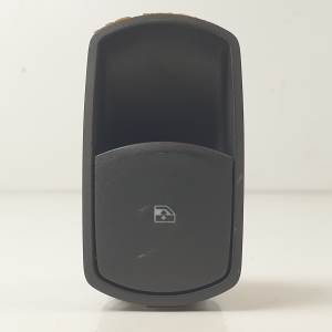 MANDO ELEVALUNAS DELANTERO DERECHO 13430018 OPEL CORSA E Autodesguaces Alicante