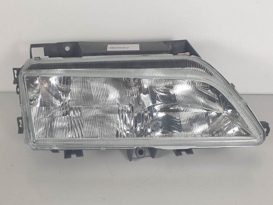 FARO DERECHO - 6205R9 - CITROEN - XANTIA BERLINA