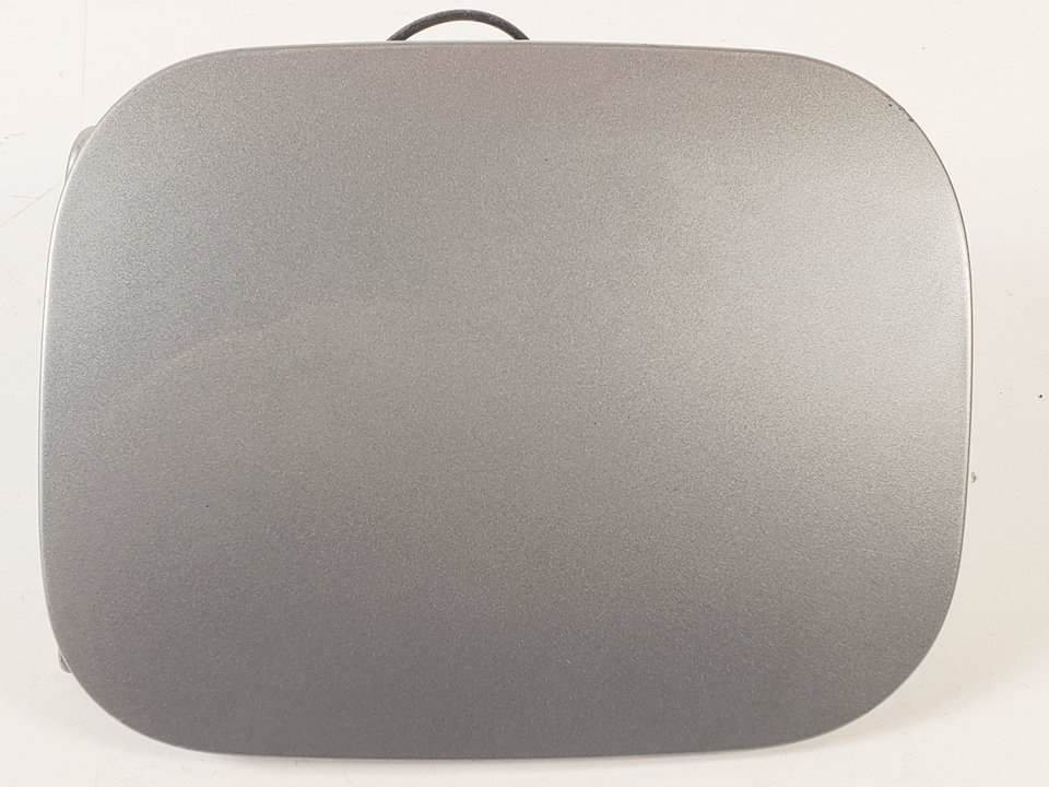 TAPA EXTERIOR COMBUSTIBLE - TOYOTA - RAV 4 (A3)