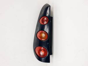 PILOTO TRASERO IZQUIERDO A4548200164 SMART FORFOUR (W454) Autodesguaces Alicante