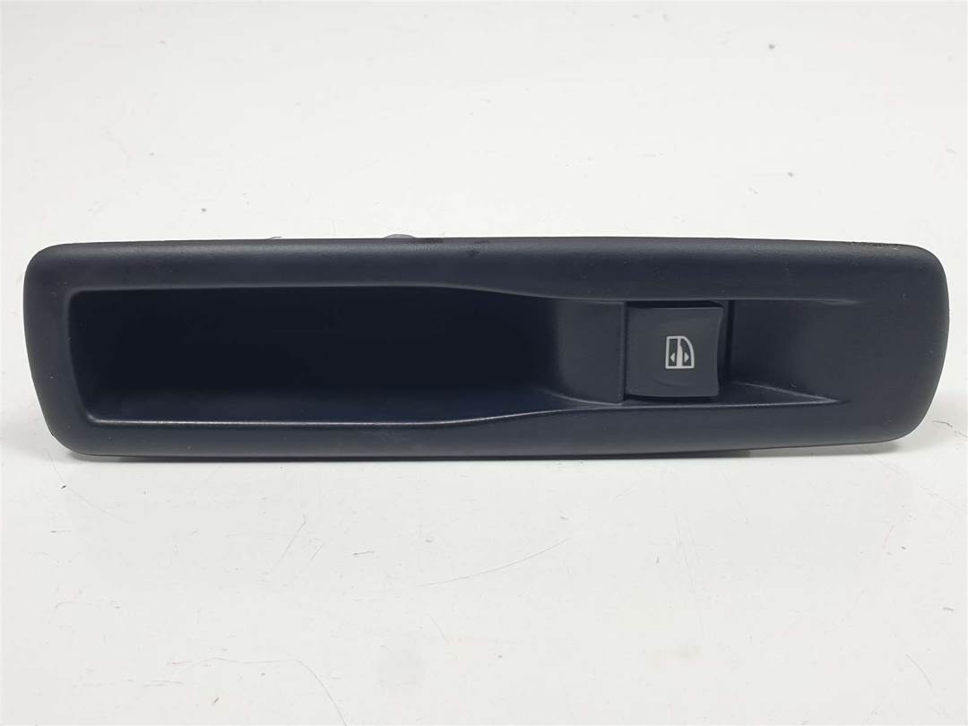Fensterheberschalter hinten links - 829500004 - RENAULT - MEGANE III BERLINA 5P
