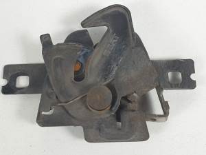 CERRADURA CAPOT 6K0823503D SEAT IBIZA (6K1) Autodesguaces Alicante