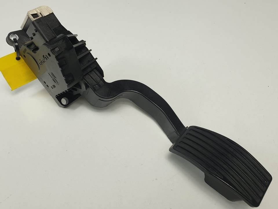 POTENCIOMETRO PEDAL - 13305804 - OPEL - CORSA D